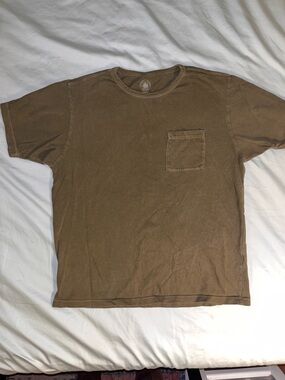 Buck Mason Short-Sleeve Pocket Tee in Brown